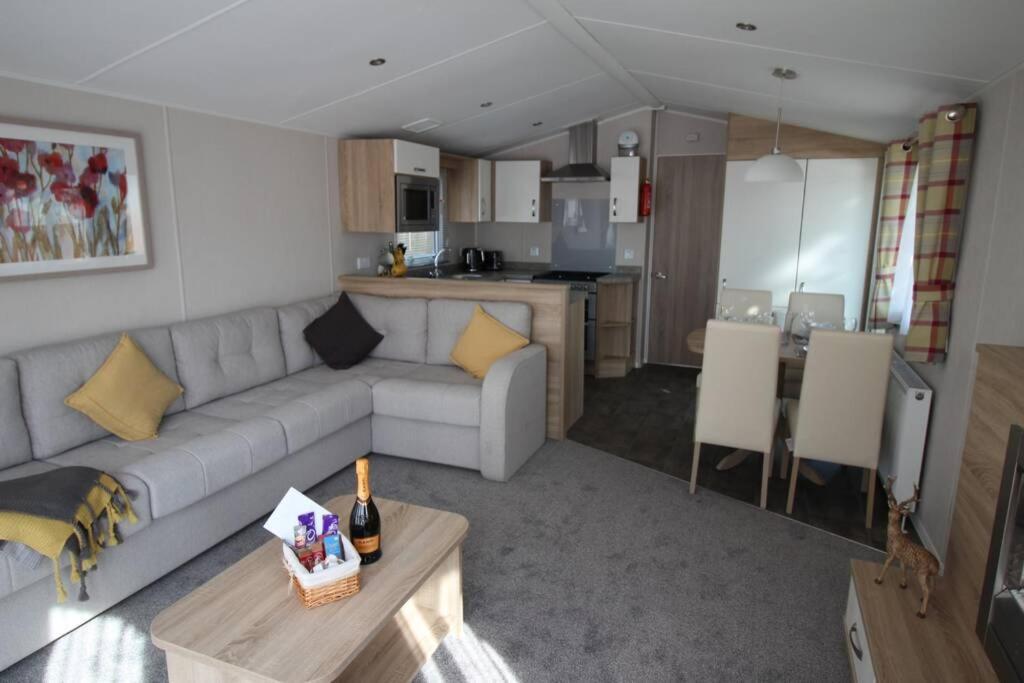 The One - Chalet In The Cairngorms Boat of Garten Exteriör bild