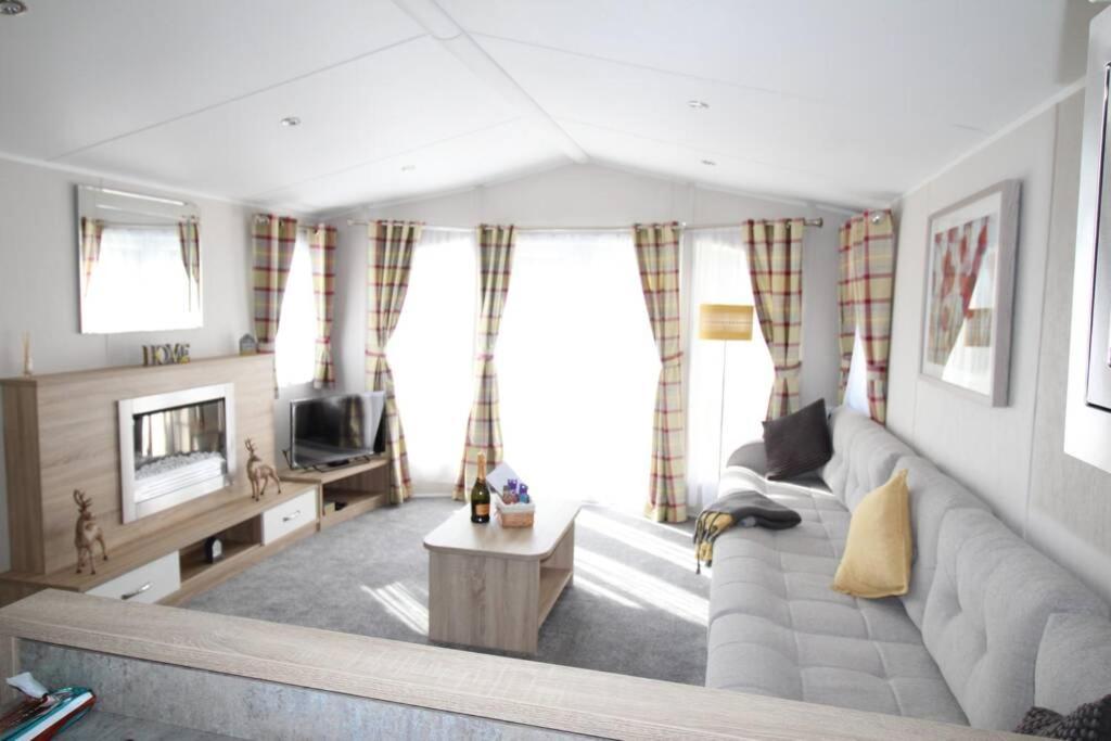 The One - Chalet In The Cairngorms Boat of Garten Exteriör bild